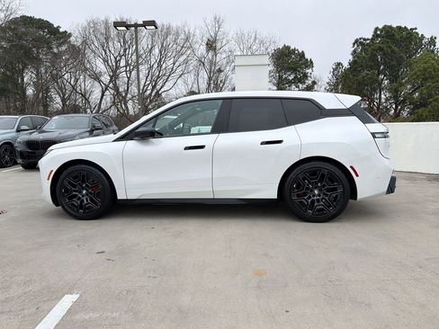 New 2026 BMW iX M70 image 2