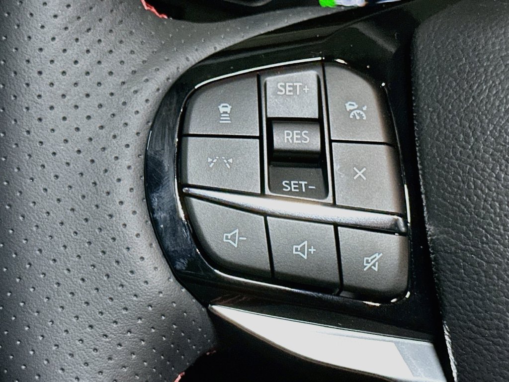 New 2027 Ford Explorer ST-Line AWD/4WD image 29