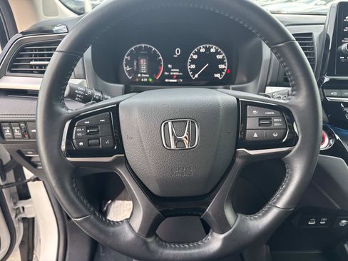 Used 2025 Honda Odyssey Touring image 28