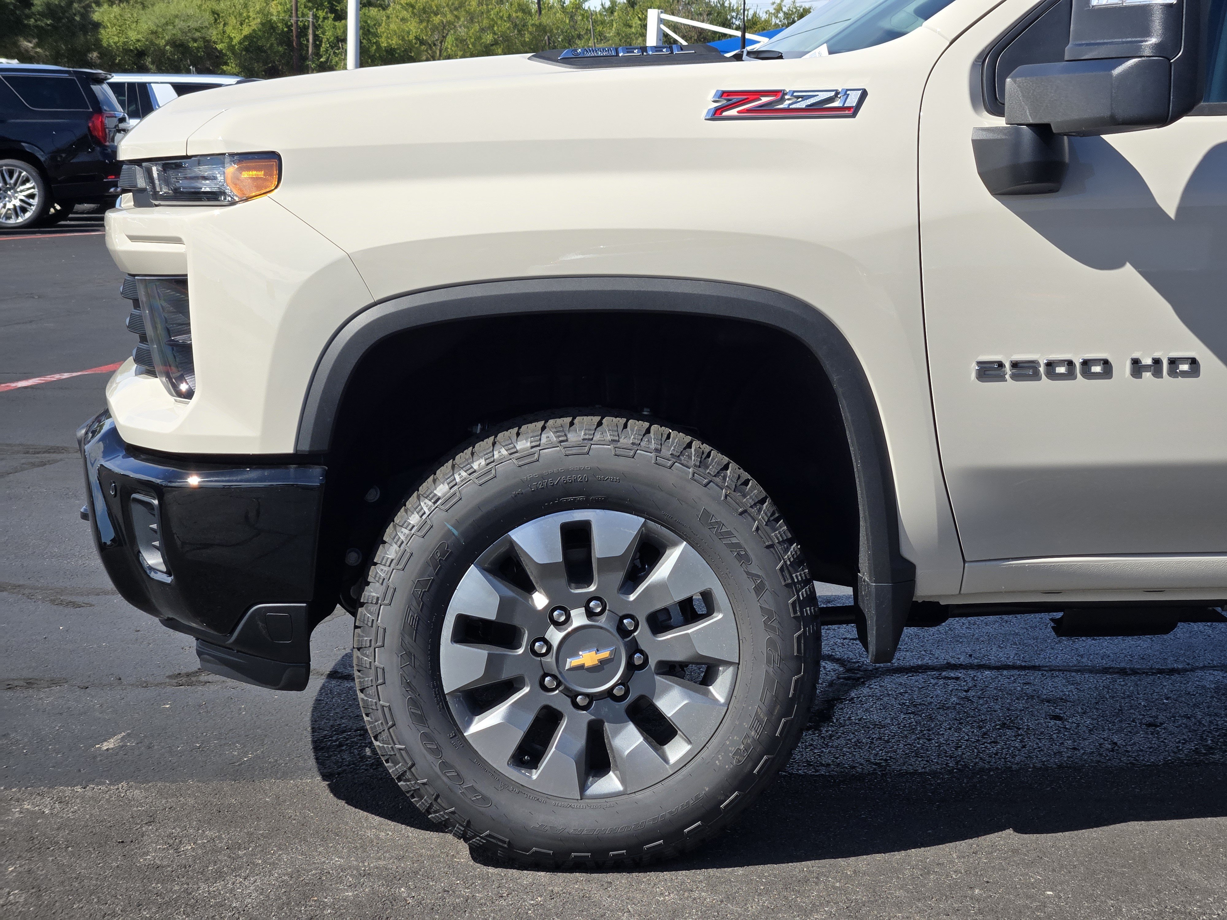 New 2026 Chevrolet Silverado 2500 Custom w/ Custom Value Package AWD/4WD image 5