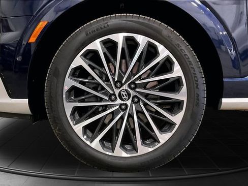 Used 2026 Hyundai Palisade Calligraphy AWD/4WD image 11