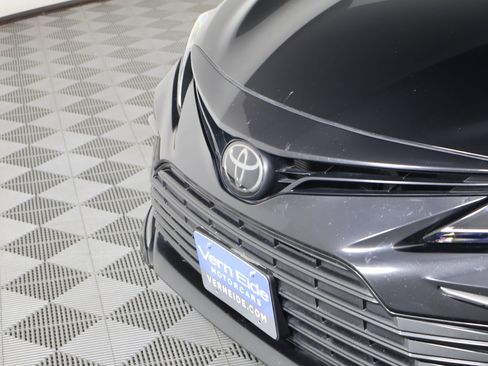 Used 2024 Toyota Camry LE image 11
