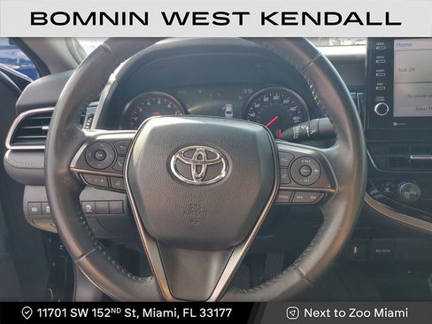 Used 2022 Toyota Camry XSE image 27