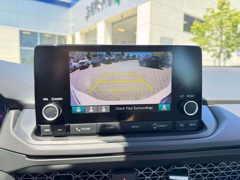 Used 2024 Honda Accord EX image 31