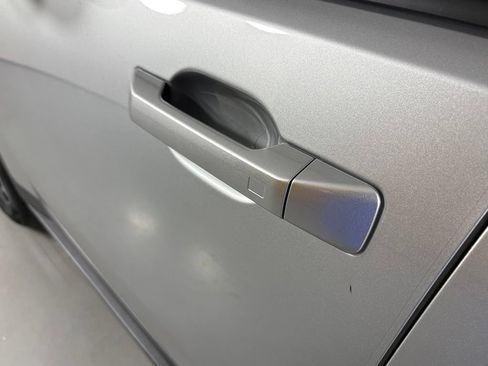 Used 2025 Hyundai Santa Fe SEL FWD image 11