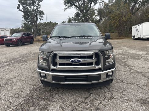 Used 2017 Ford F150 XLT image 2
