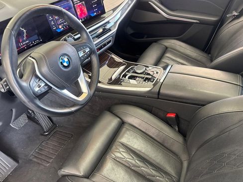 Used 2025 BMW X5 xDrive50e AWD/4WD image 4