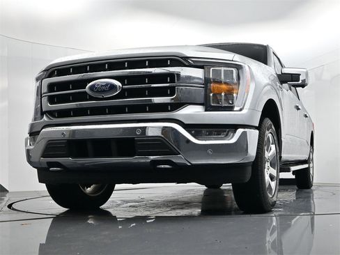 Used 2023 Ford F150 Lariat w/ Max Trailer Tow Package image 39