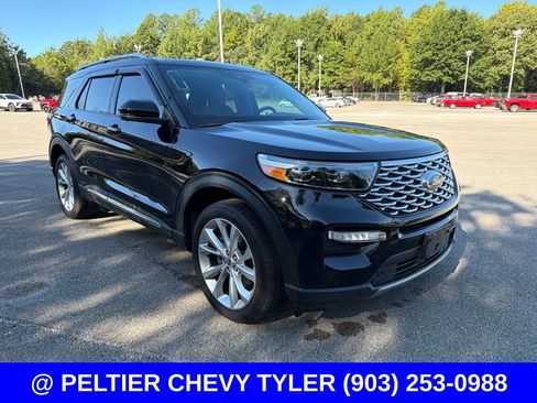 Used 2022 Ford Explorer Platinum w/ Equipment Group 601A AWD/4WD image 3