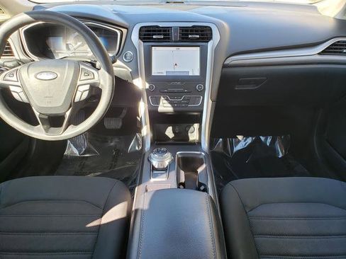 Used 2019 Ford Fusion SE image 14
