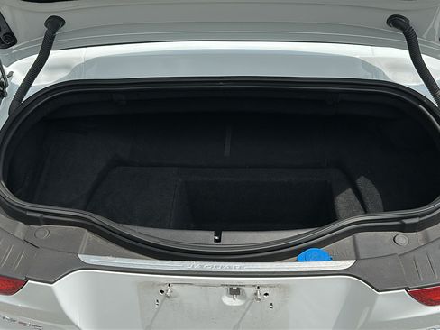 Used 2015 Jaguar F-TYPE S RWD image 9