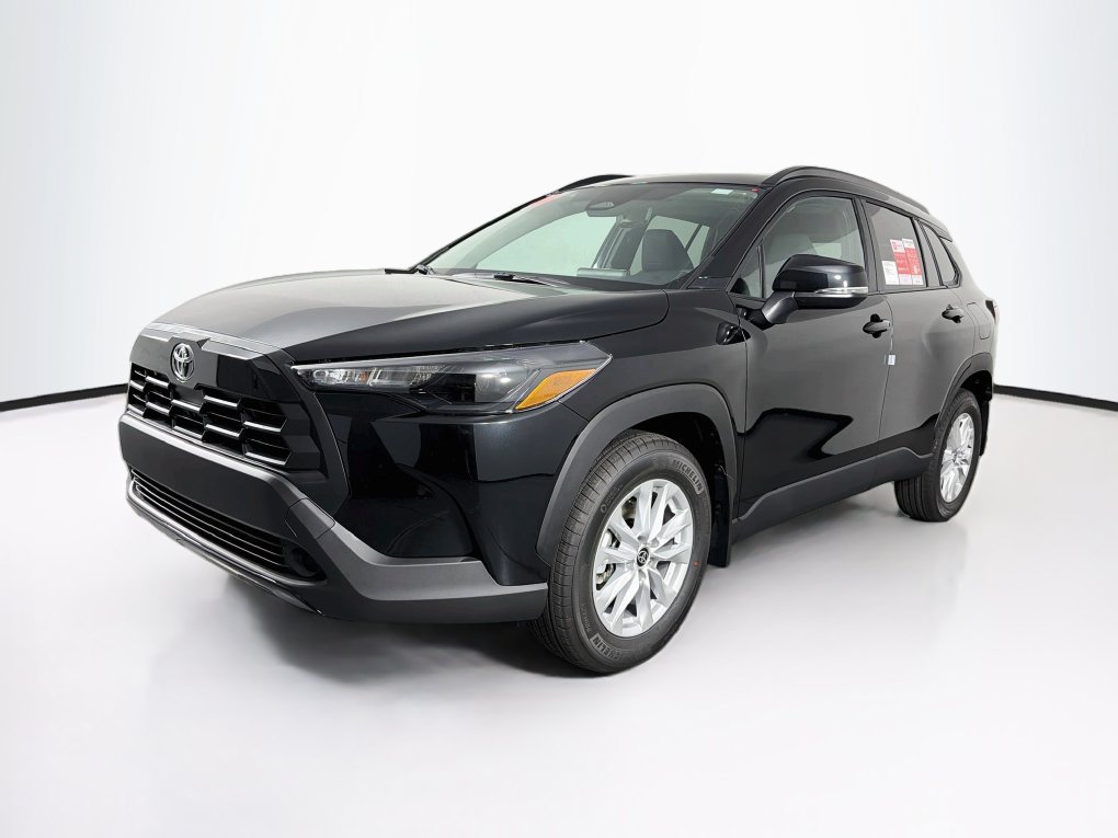 New 2026 Toyota Corolla Cross LE w/ Moonroof Package FWD image 3