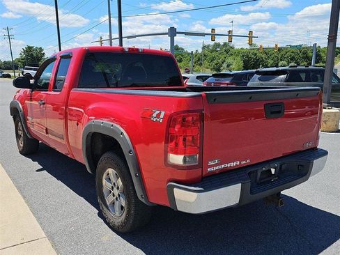 Used 2010 GMC Sierra 1500 SLE w/ Power Pack Plus AWD/4WD image 4