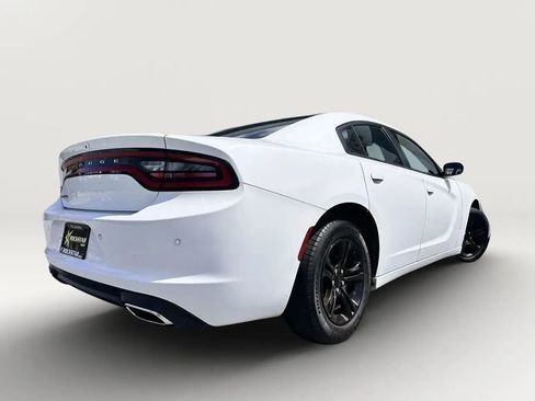 Used 2022 Dodge Charger SXT RWD image 10