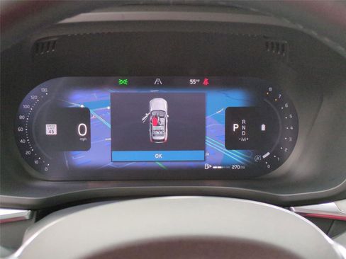 Certified 2025 Volvo XC60 B5 Plus image 14