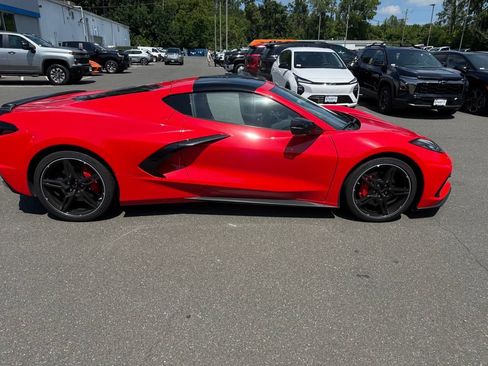 Used 2023 Chevrolet Corvette Stingray Coupe w/ 1LT RWD image 2