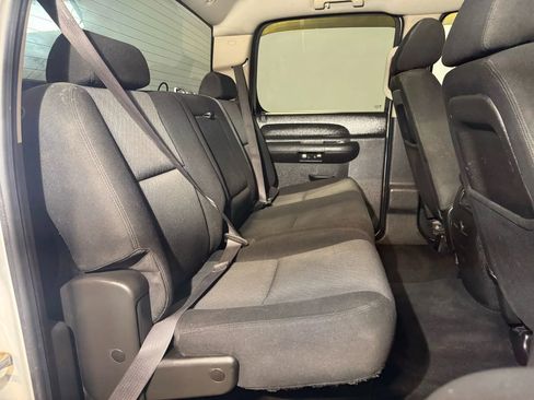 Used 2011 GMC Sierra 3500 SLE w/ SLE Preferred Package AWD/4WD image 25