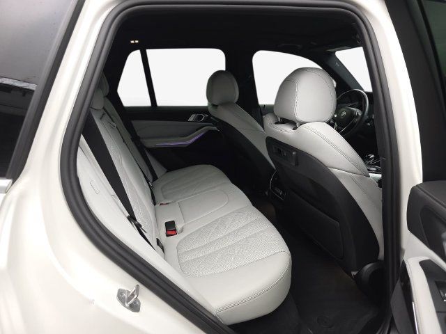 Used 2023 BMW X5 xDrive45e AWD/4WD image 33