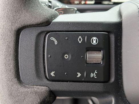 Used 2024 Land Rover Defender 130 V8 image 18