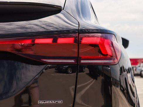 New 2027 Audi Q6 e-tron Premium AWD/4WD image 10