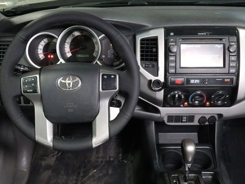Used 2013 Toyota Tacoma PreRunner w/ TRD Sport Pkg RWD image 14
