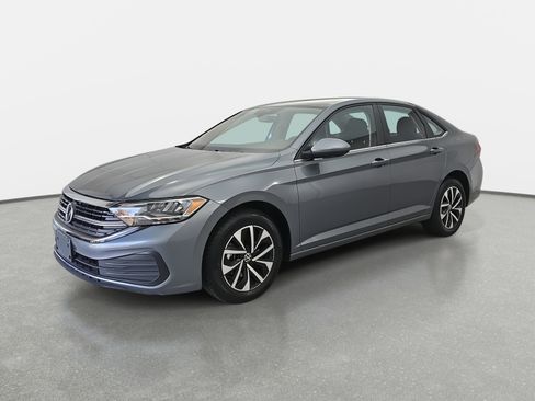 Certified 2024 Volkswagen Jetta S image 7