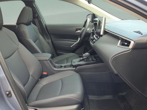 Certified 2026 Toyota Corolla Cross XLE w/ Convenience Package FWD image 15