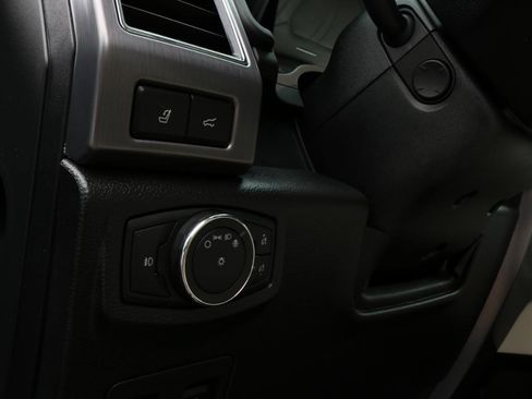 Used 2018 Ford Expedition Max Platinum image 26