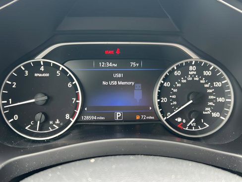 Used 2018 Nissan Murano S w/ Cargo Package FWD image 13