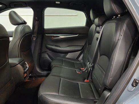 Used 2023 INFINITI QX55 Luxe w/ Cargo Package image 17