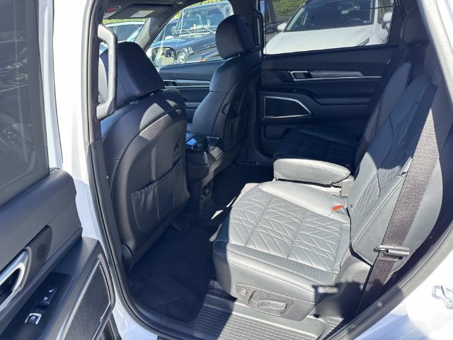 Used 2025 Kia Telluride SX Prestige X-Line AWD/4WD image 17