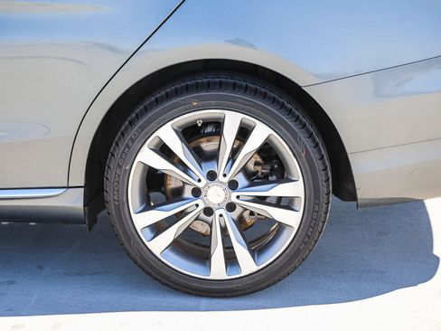 Used 2017 Mercedes-Benz C 300 Sedan image 11