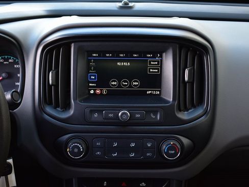 Used 2019 Chevrolet Colorado W/T image 23