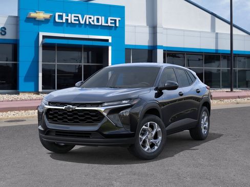 New 2026 Chevrolet Trax LS FWD image 6