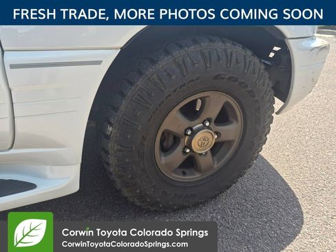 Used 2004 Lexus LX 470 4WD image 9