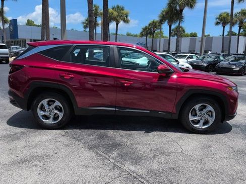 Certified 2024 Hyundai Tucson SE FWD image 3