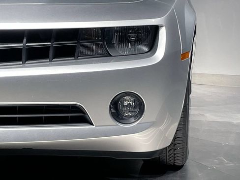 Used 2010 Chevrolet Camaro LT RWD image 4