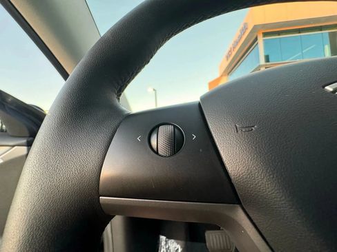 Used 2023 Tesla Model 3 Standard Range RWD image 23