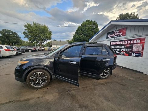 Used 2014 Ford Explorer Sport w/ Equipment Group 401A AWD/4WD image 24
