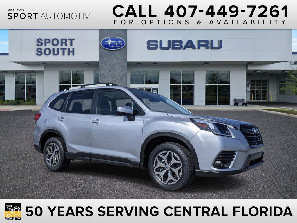Used 2023 Subaru Forester Premium AWD/4WD image 1