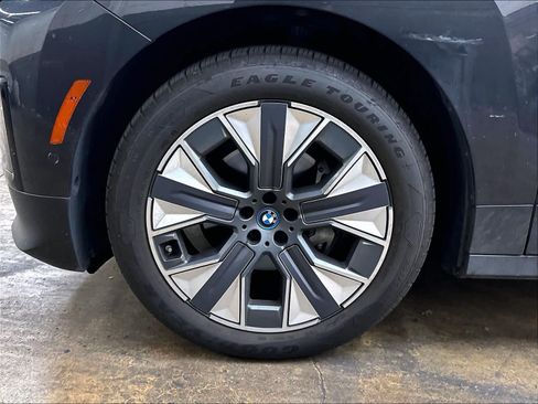 Certified 2024 BMW iX xDrive50 w/ Premium Package AWD/4WD image 12