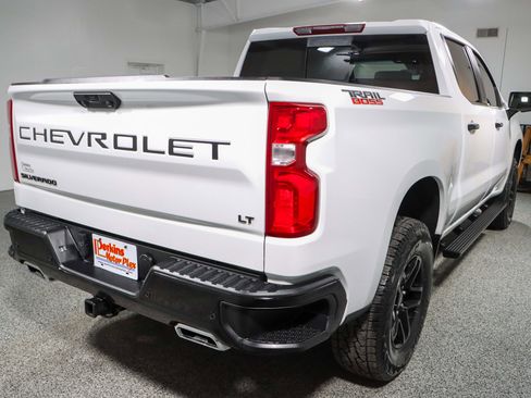 Used 2024 Chevrolet Silverado 1500 LT Trail Boss w/ LT Trail Boss Premium Package image 7