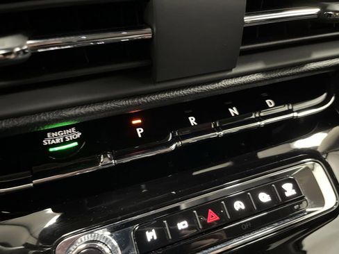 Used 2024 Lincoln Corsair AWD image 22