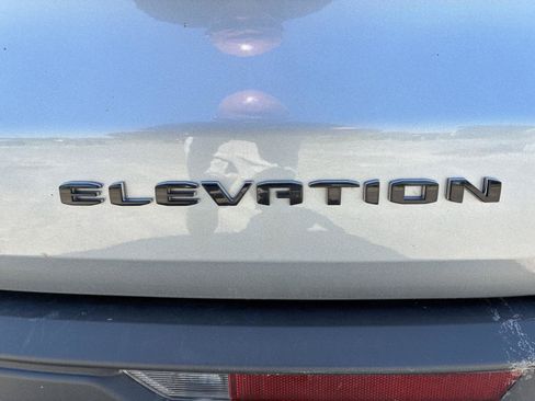 Used 2025 GMC Acadia Elevation w/ Elevation Premium Package AWD/4WD image 55