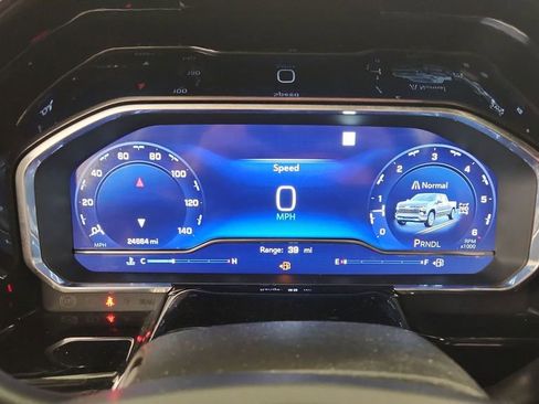 Used 2022 Chevrolet Silverado 1500 LT image 11