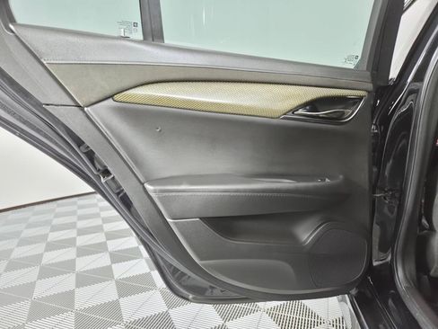 Used 2017 Cadillac ATS V w/ Luxury Package RWD image 20