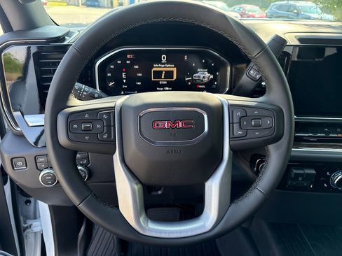 New 2026 GMC Sierra 1500 Elevation w/ X31 Off-Road Package AWD/4WD image 17