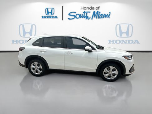 Certified 2024 Honda HR-V LX image 8
