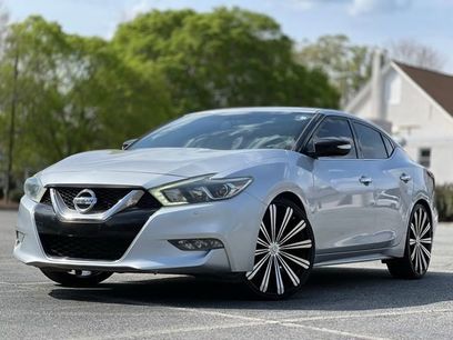 Used 2016 Nissan Maxima SR w/ Interior Lighting Package