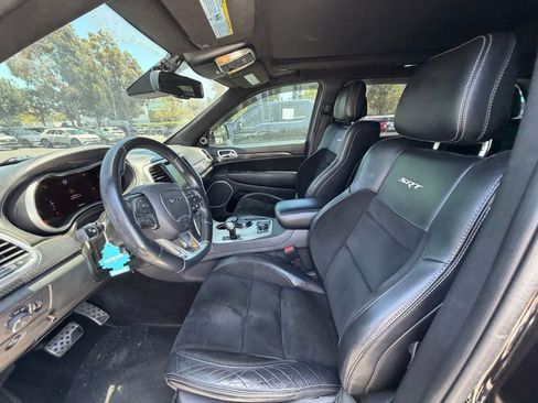 Used 2015 Jeep Grand Cherokee SRT AWD/4WD image 6